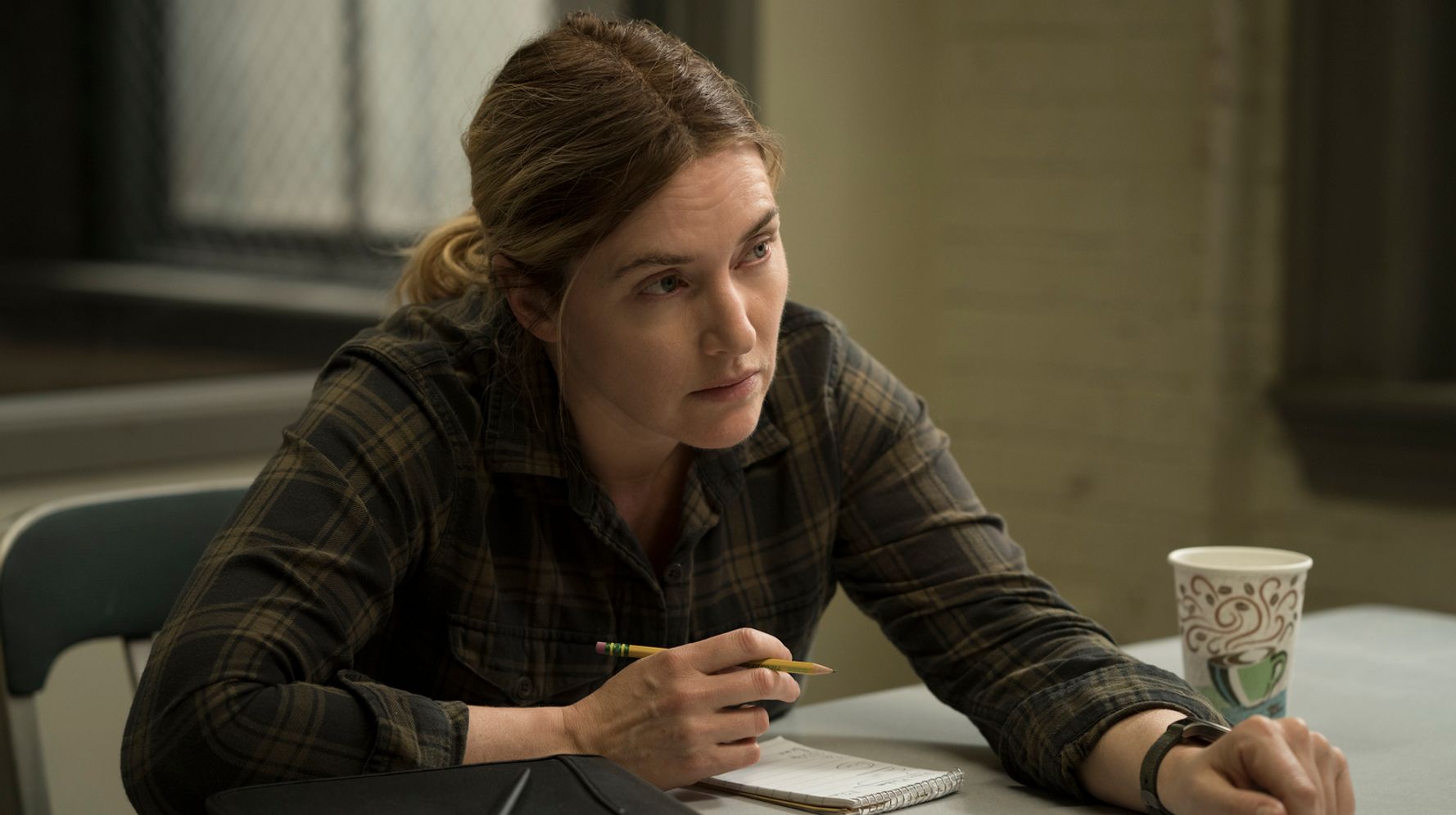 Kate Winslet Wins Emmy For HBOs Mare Of Easttown