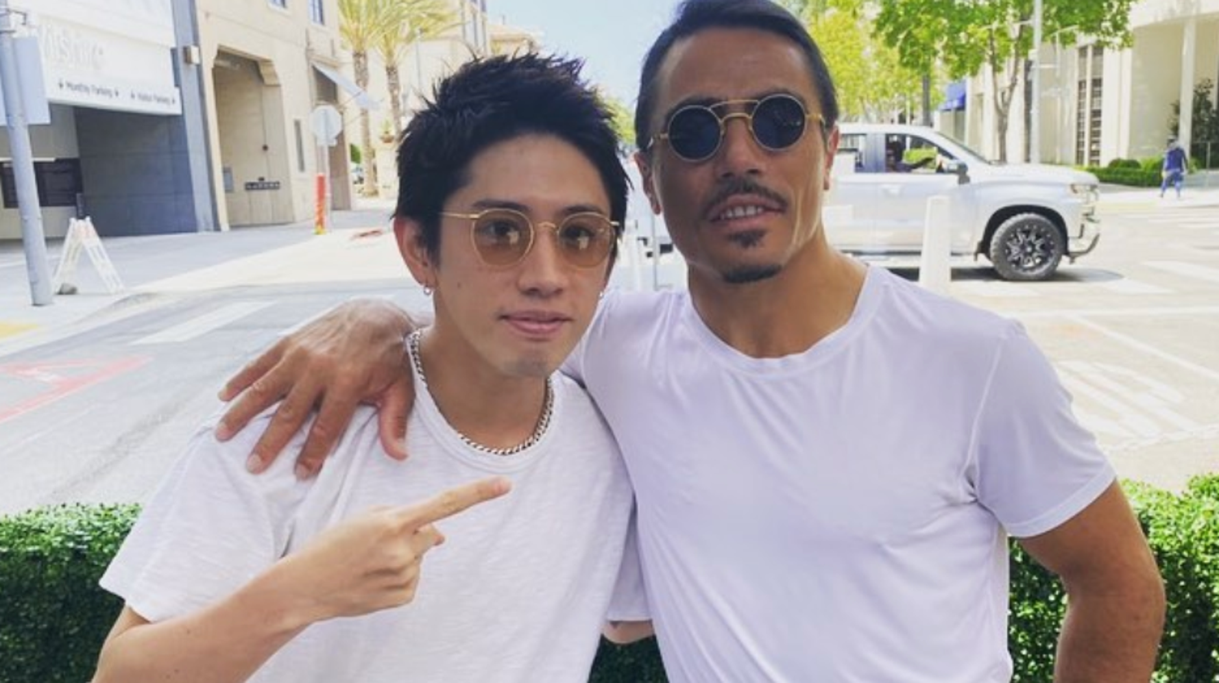 ワンオクtakaさんが 塩ファサーおじさん とご対面 えっ そもそも どなたでしたっけ 動画 ハフポスト News ワンオクtakaさんが 塩ファサーおじさん とご対面 えっ そもそも どなたでしたっけ 動画 ハフポスト News