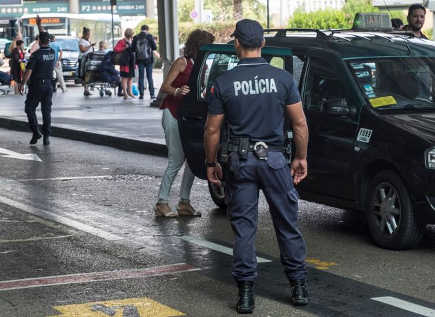 Karim Benkhelif, surnommé “Mâchoire” et soupçonné d’être l’un des plus gros trafiquants de drogues en France, a été arrêté dimanche 30 mai à l’aéroport de Lisbonne. photo d'archive prise à l'aéroport de Lisbonne le 30 août 2017)