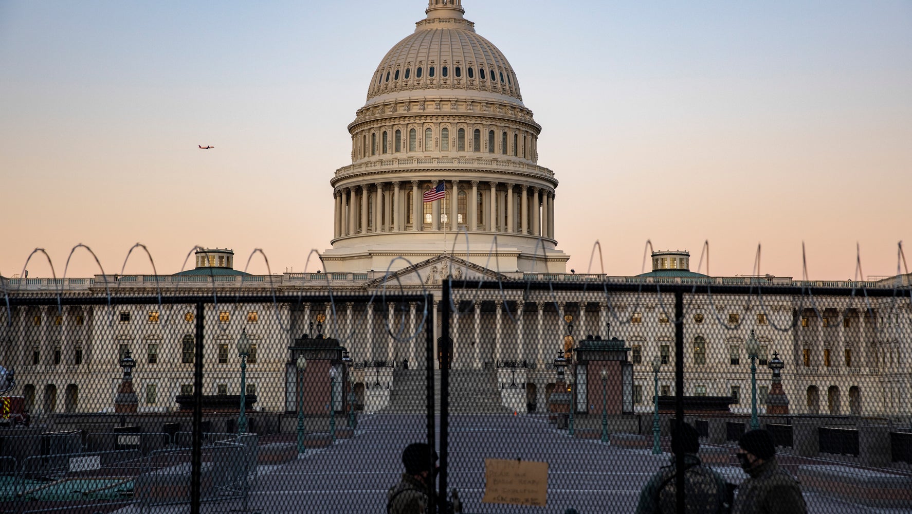 100 Experts Express 'Growing Alarm' That Republicans Are Endangering Democracy