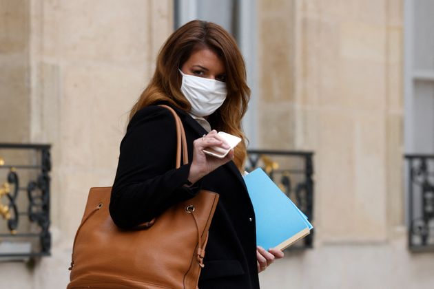 Marlene Schiappa quitte l'Elysée après une réunion le 3 février 2021.