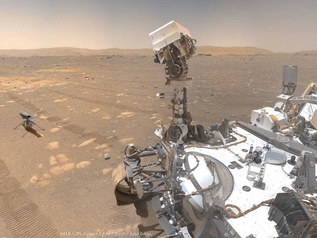 Το Persevervance τράβηξε μια selfie με το ελικόπτερο Ingenuity στις 6 Απριλίου 2021