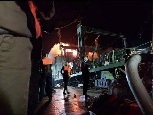 Ιράν: Βυθίστηκε το μεγαλύτερο πλοίο του πολεμικού ναυτικού μετά από