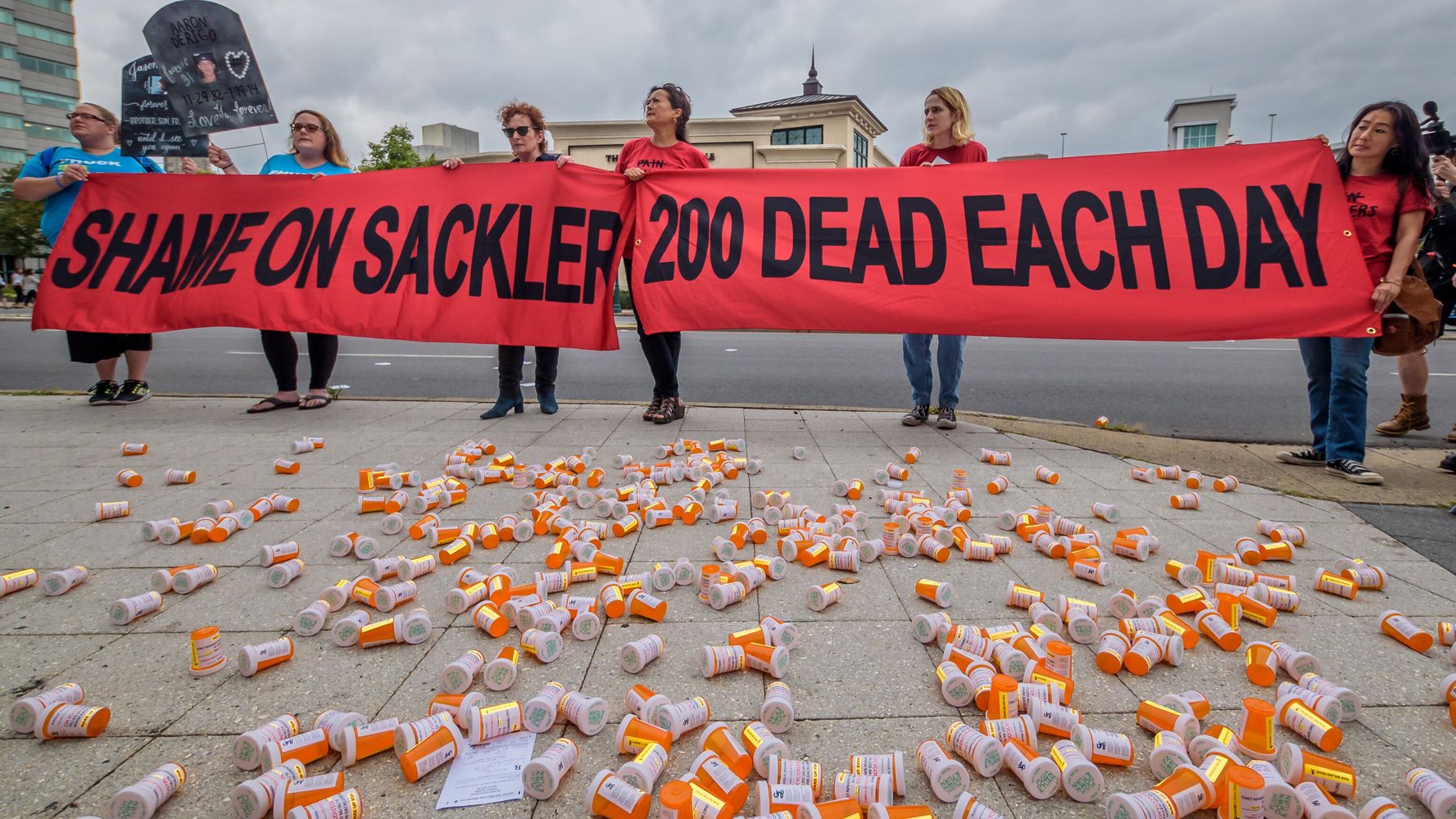 sackler-family-nears-opioid-lawsuit-immunity-under-bankruptcy-plan