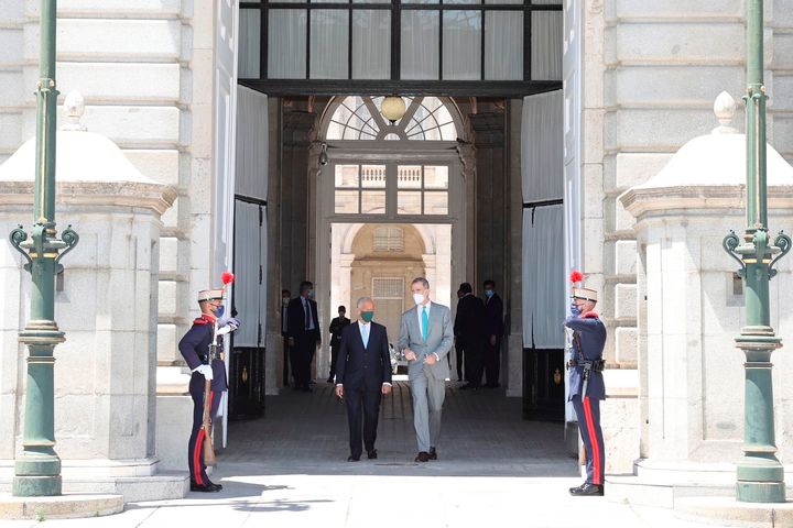 El rey Felipe VI hace algo pocas veces visto durante una visita oficial