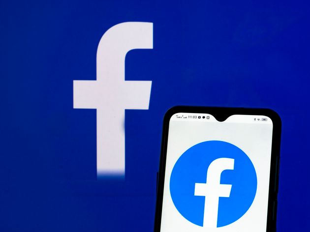 Facebook veut mettre fin à l'immunité des politiques sur ses réseaux (Photo Illustration by Igor Golovniov/SOPA Images/LightRocket via Getty Images)