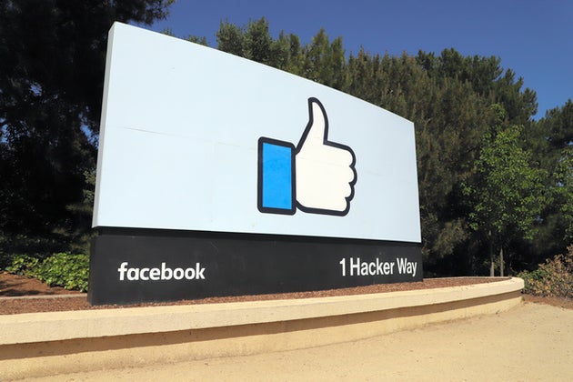 トランプ氏のフェイスブックアカウント 無期限停止から2年間凍結に ハフポスト トランプ氏のフェイスブックアカウント 無期限停止から2年間凍結に ハフポスト