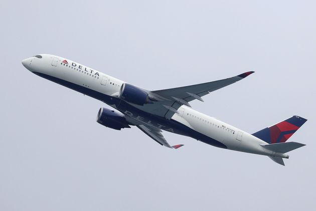 Un avion de la compagnie Delta décolle de Sydney, le 28 octobre 2020