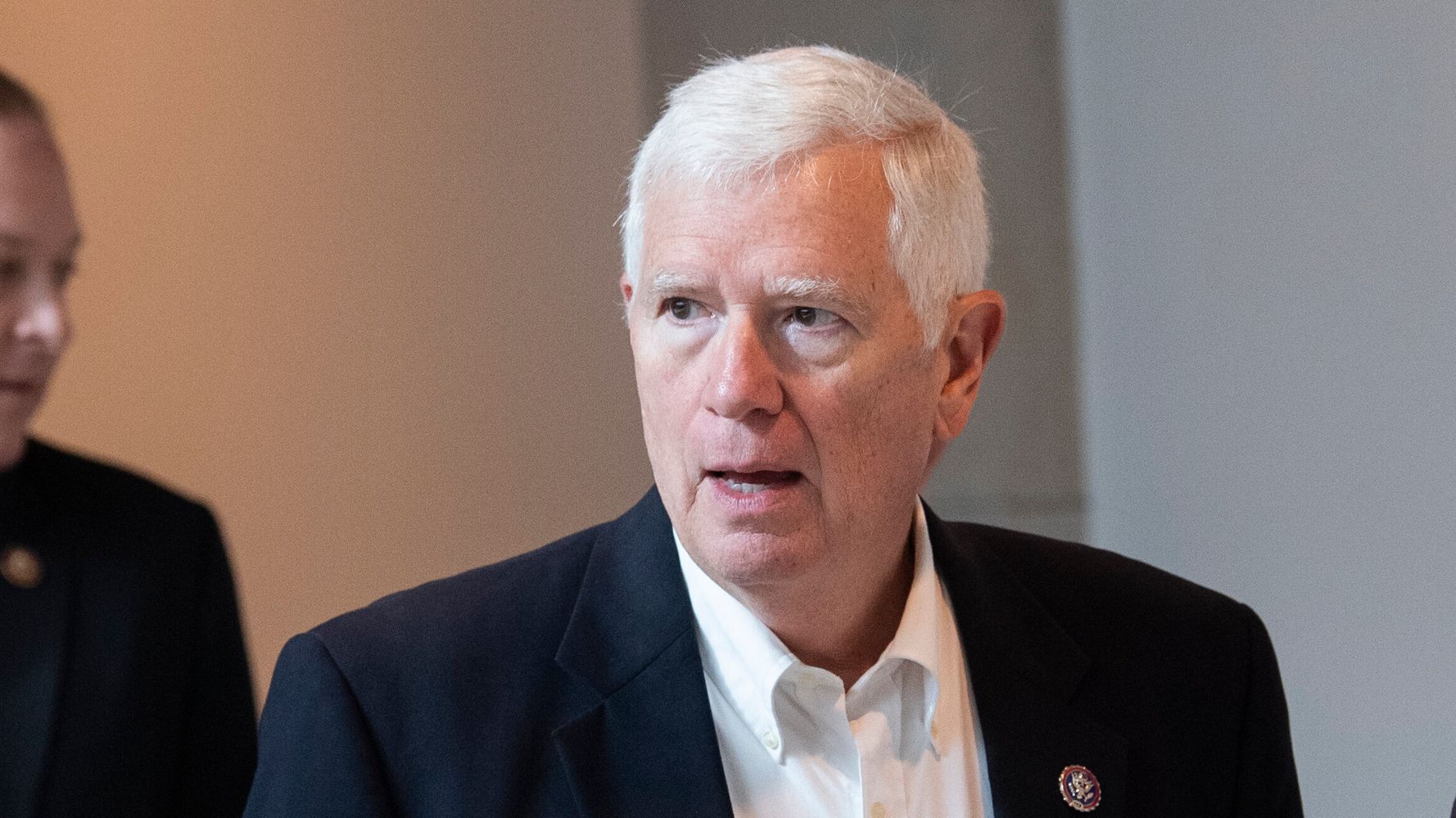 Rep. Mo Brooks Responds To Lawsuit By Accidentally Sharing Email Password