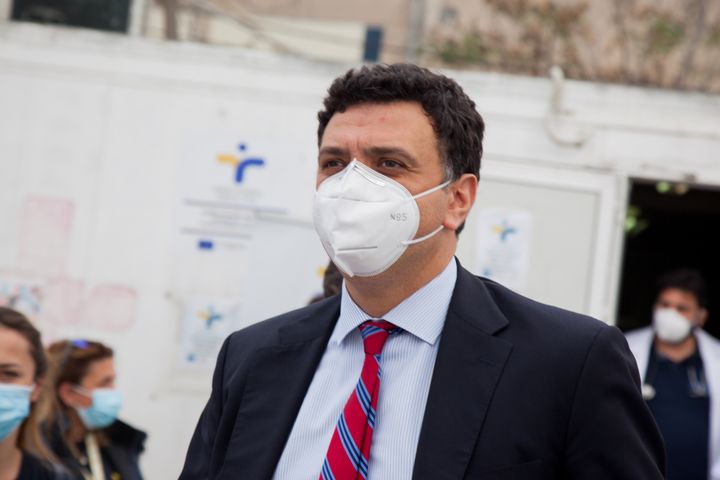 Vasilis Kikilias, minister of health visits Elaionas refugee camp in Athens, Greece on April 16, 2021. (Photo by Konstantinos Zilos/NurPhoto via Getty Images)