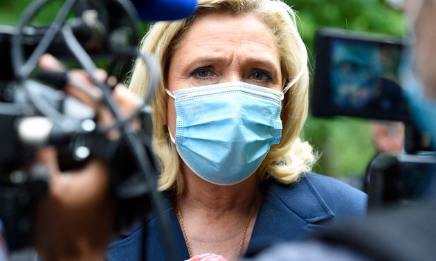Ce mardi 8 juin, Marine Le Pen s'est engagée à revenir sur la réforme des régions et à revenir à 22 en...