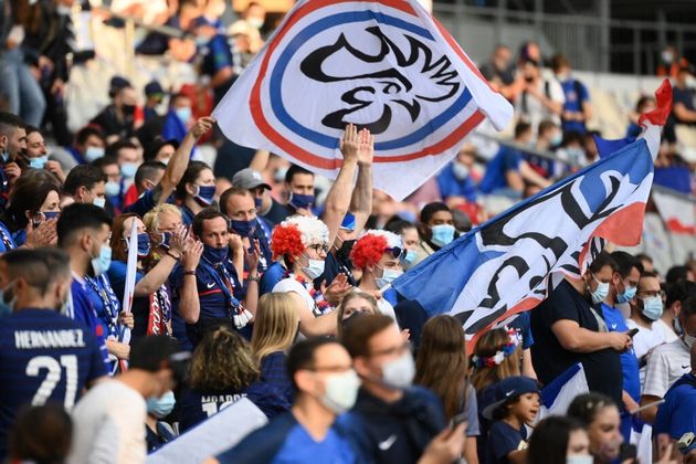 Pour France - Bulgarie, la joie des fans d'être au Stade de France