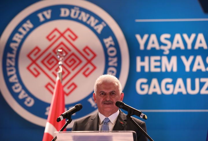 6 Μαΐου 2017 Ο πρώην πρωθυπουργός της Τουρκία Μπιναλί Γιλντιρίμ στην Μολδαβία κατά το 4 παγκόσμιο συνέδριο των απανταχού Γκαγκαούζων. 