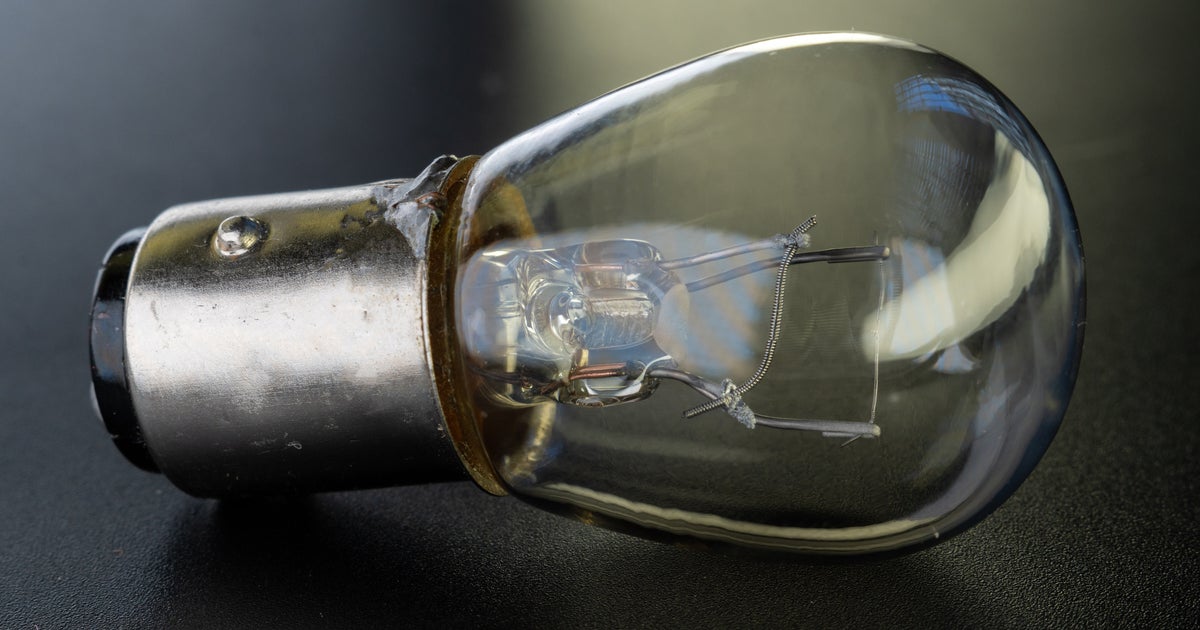 Halogen Bulbs Will Be Off Shelves For Good By September HuffPost UK Life