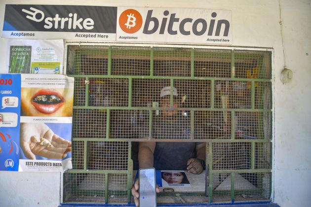 Ελ Σαλβαδόρ, η πρώτη χώρα που κάνει το bitcoin νόμισμα πληρωμών και