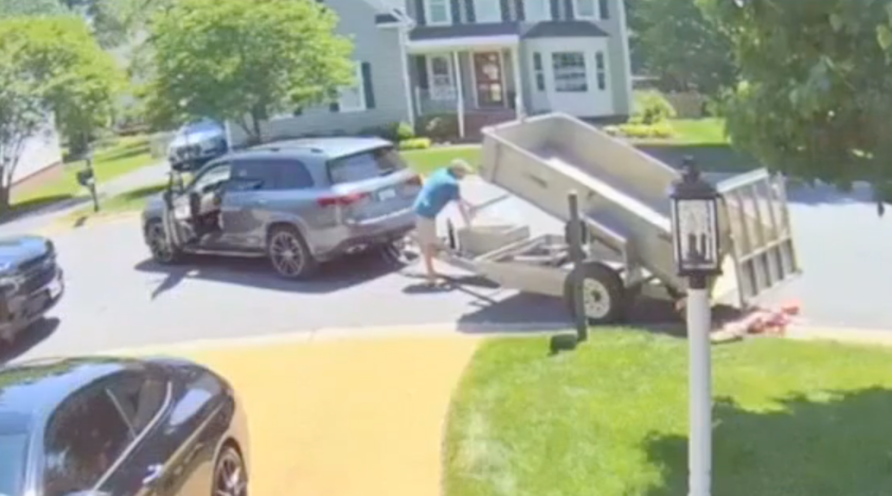 Daughter Has Best Response To Dad's 80,000-Penny Child Support Payment