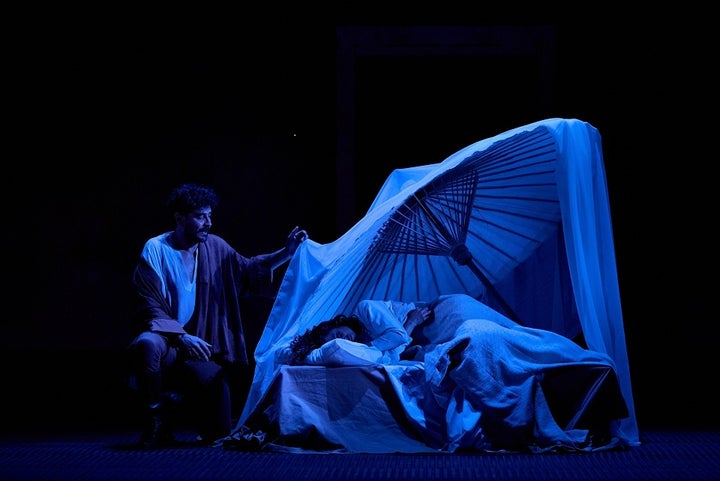 Los actores en escena.
