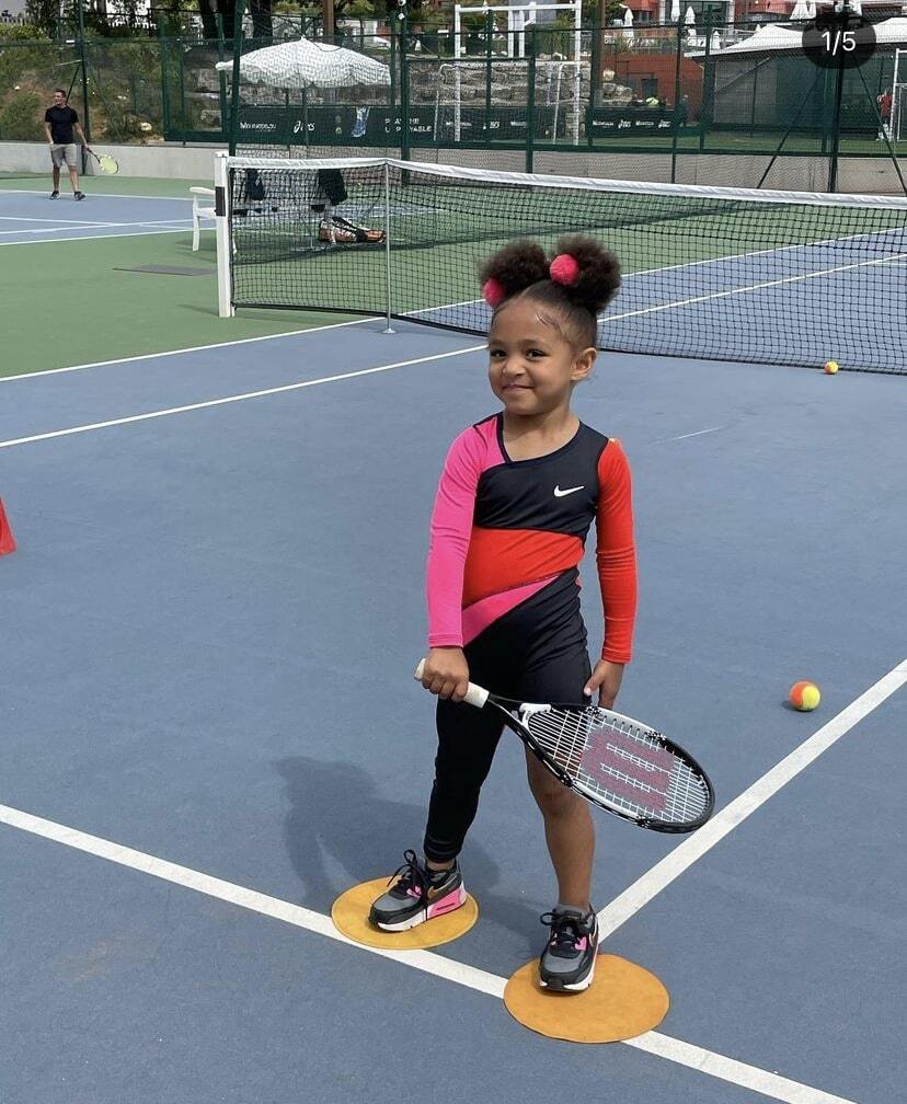 La fille de Serena Williams reprend une tenue iconique de sa mère