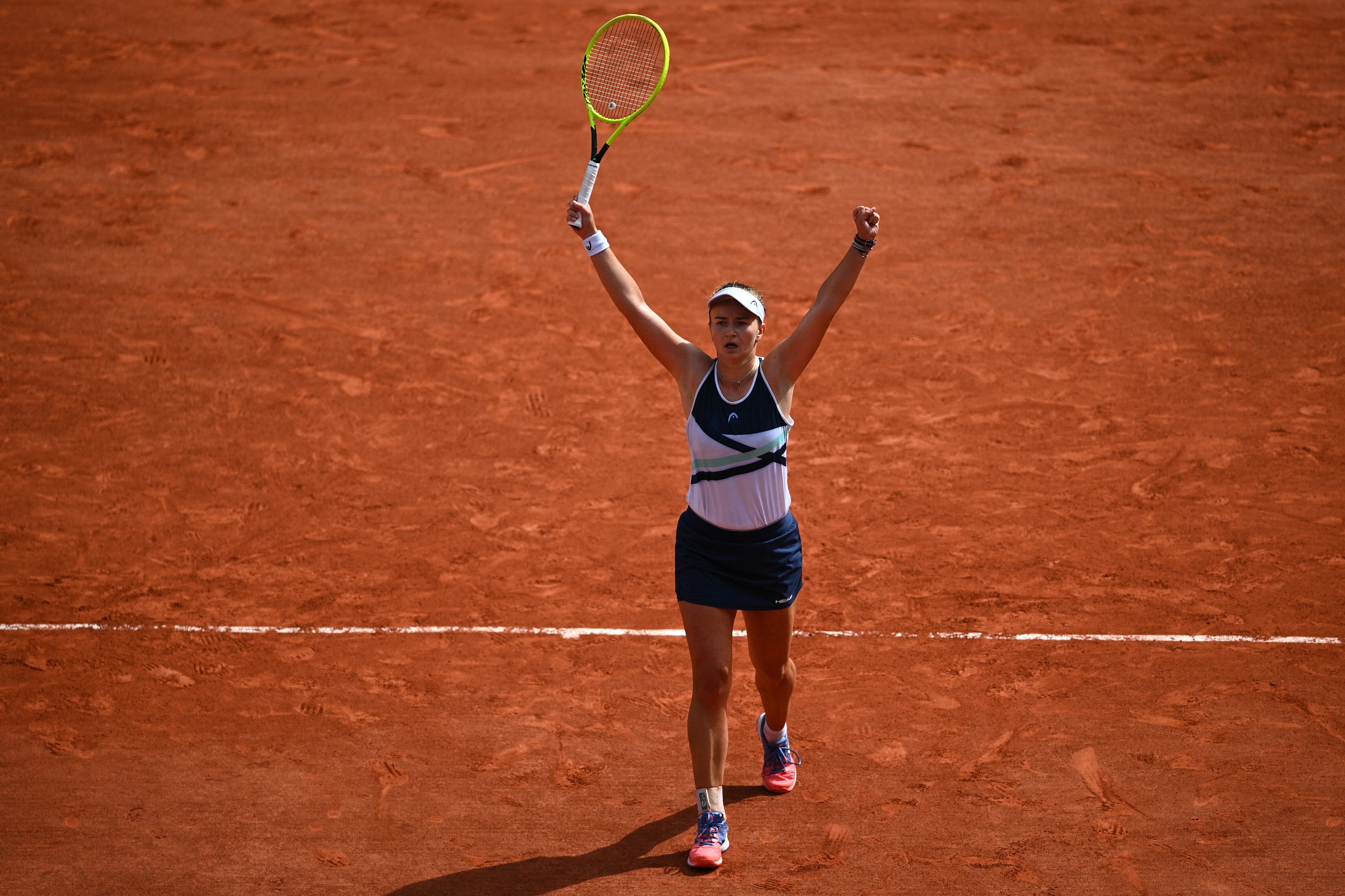 Barbora Krejcikova remporte Roland Garros face à Anastasia Pavlyuchenkova