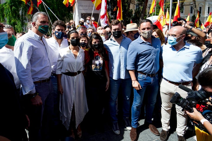 Abascal y dirigentes de Vox