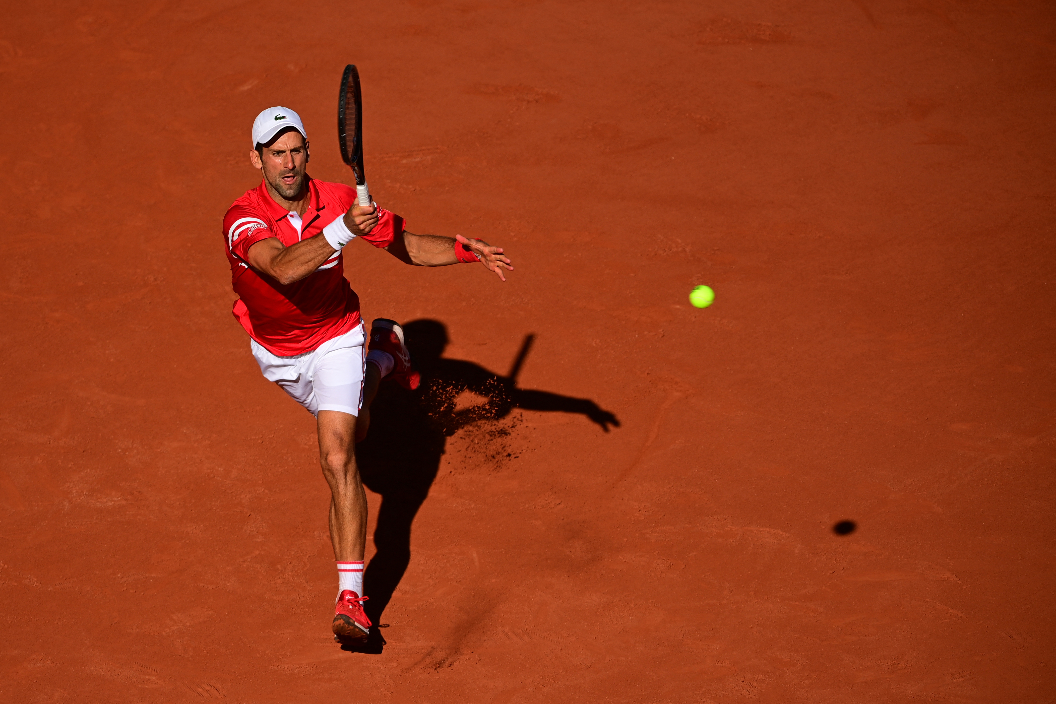 Roland-Garros: Djokovic renverse Tsitsipas et gagne son 19e tournoi du Grand Chelem