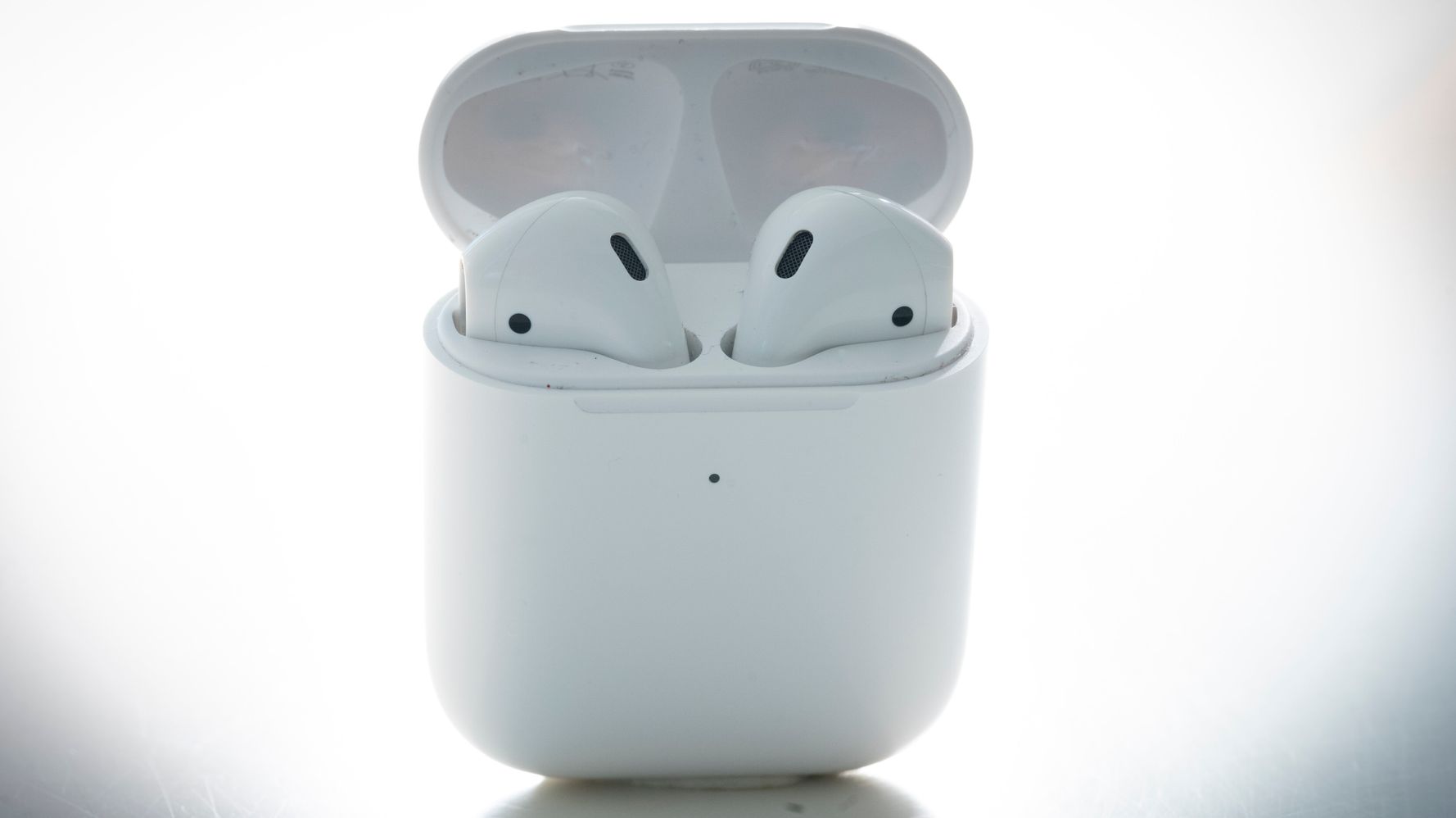 The Best Amazon Prime Day 21 Deals On Airpods Earbuds And Headphones Flipboard