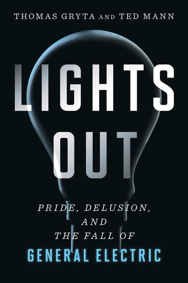 Portada de 'Lights Out'.