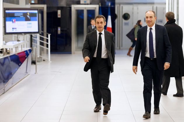 Jean-François Copé (à droite) et Nicolas Sarkozy ne sont pas du tout sur la même ligne concernant l'affaire Bygmalion (photo d'archive prise en décembre 2014 au QG de l'UMP).