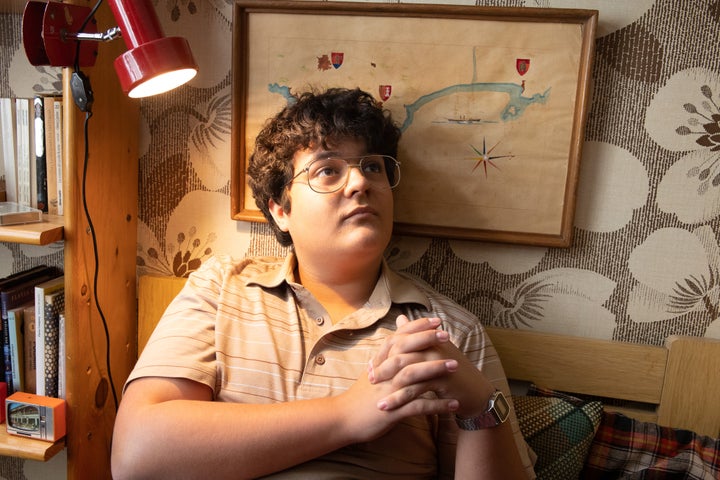 El actor Gabriel Sánchez interpreta a Bob Pop de adolescente.
