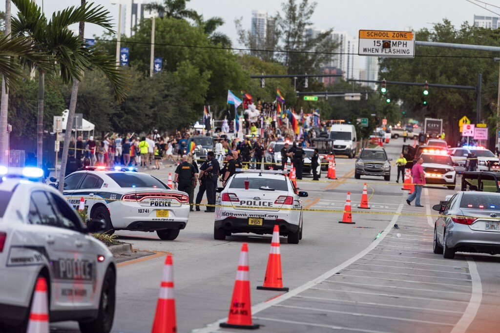 En Floride, une camionnette percute une Pride, au moins un mort