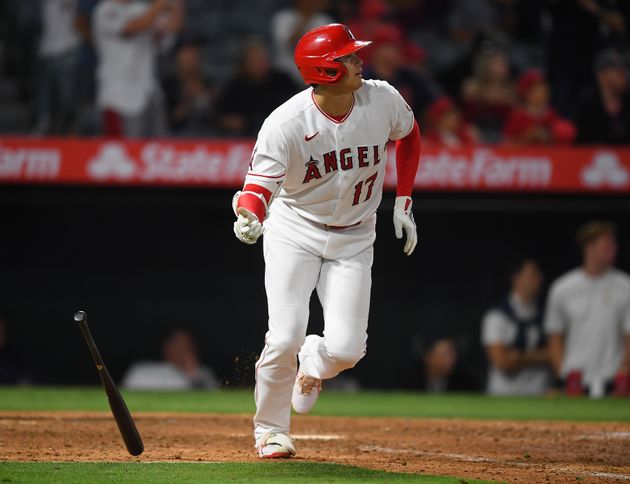 大谷翔平選手が23号hrでエンゼルスも お手上げ 現地放送局も唖然として 一言 をつぶやく 動画 ハフポスト