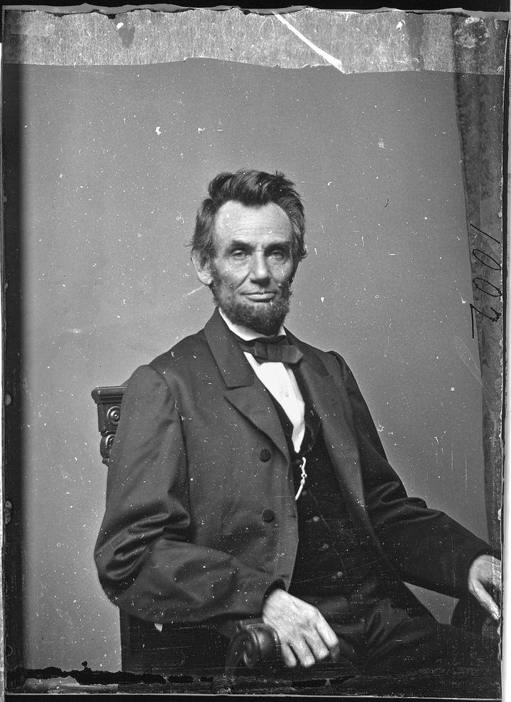 Title Abraham Lincoln | Scope and content | General notes | ARC 530592 | Local identifier 111-BZ-98 | Creator War Department. ... 
