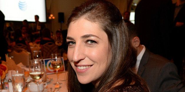 BEVERLY HILLS, CA - OCTOBER 18: Actress Mayim Bialik attends the 9th Annual GLSEN Respect Awards at Beverly Hills Hotel on October 18, 2013 in Beverly Hills, California. (Photo by Jason Merritt/Getty Images for GLSEN)