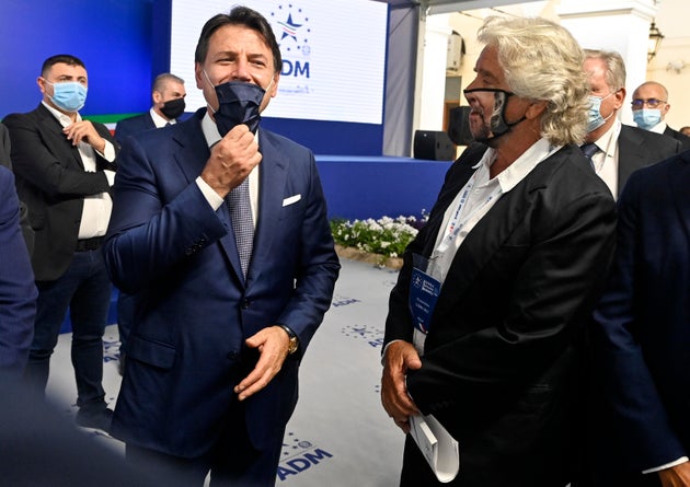 Conte e Grillo a un passo dalla rottura Conte e Grillo a un passo dalla rottura