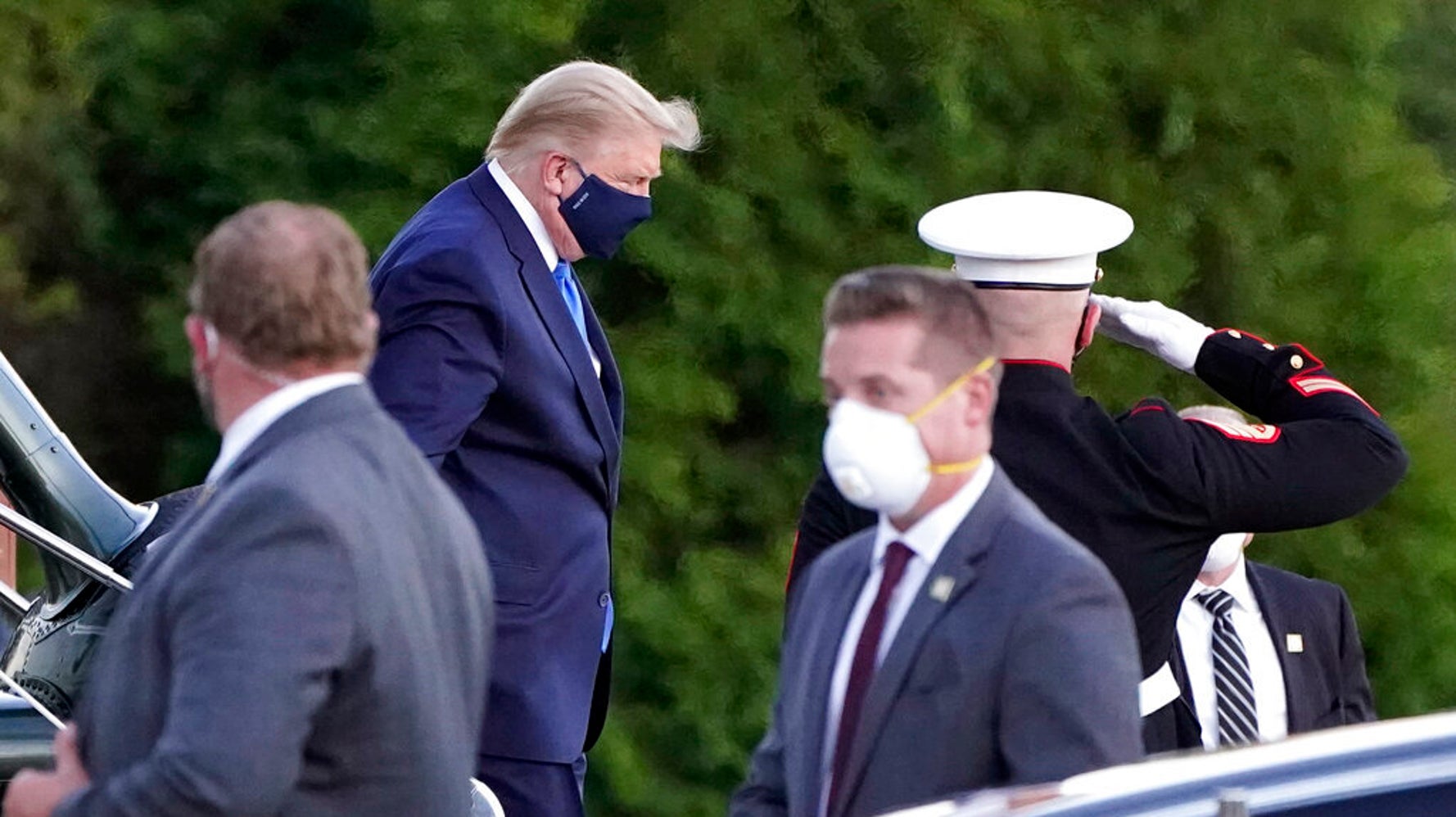 Almost 900 Secret Service Employees Were Infected With COVID