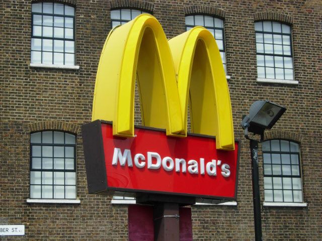 description 1 City Road McDonalds The famous golden arches belonging to the chain's 241 City Road restaurant stand on a pole at the corner ... 