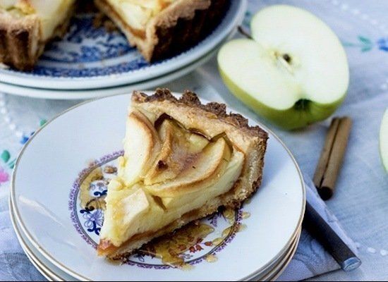 Apple Tart And Spring In Tuscany