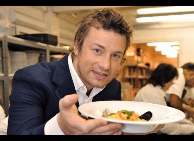 #1 Jamie Oliver: 1,058,269 followers 