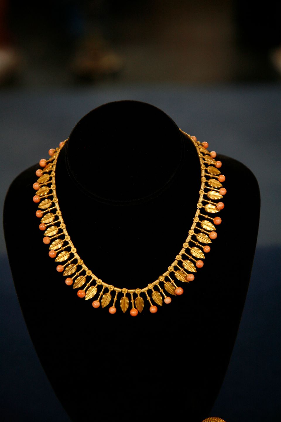 Victorian gold necklace 
