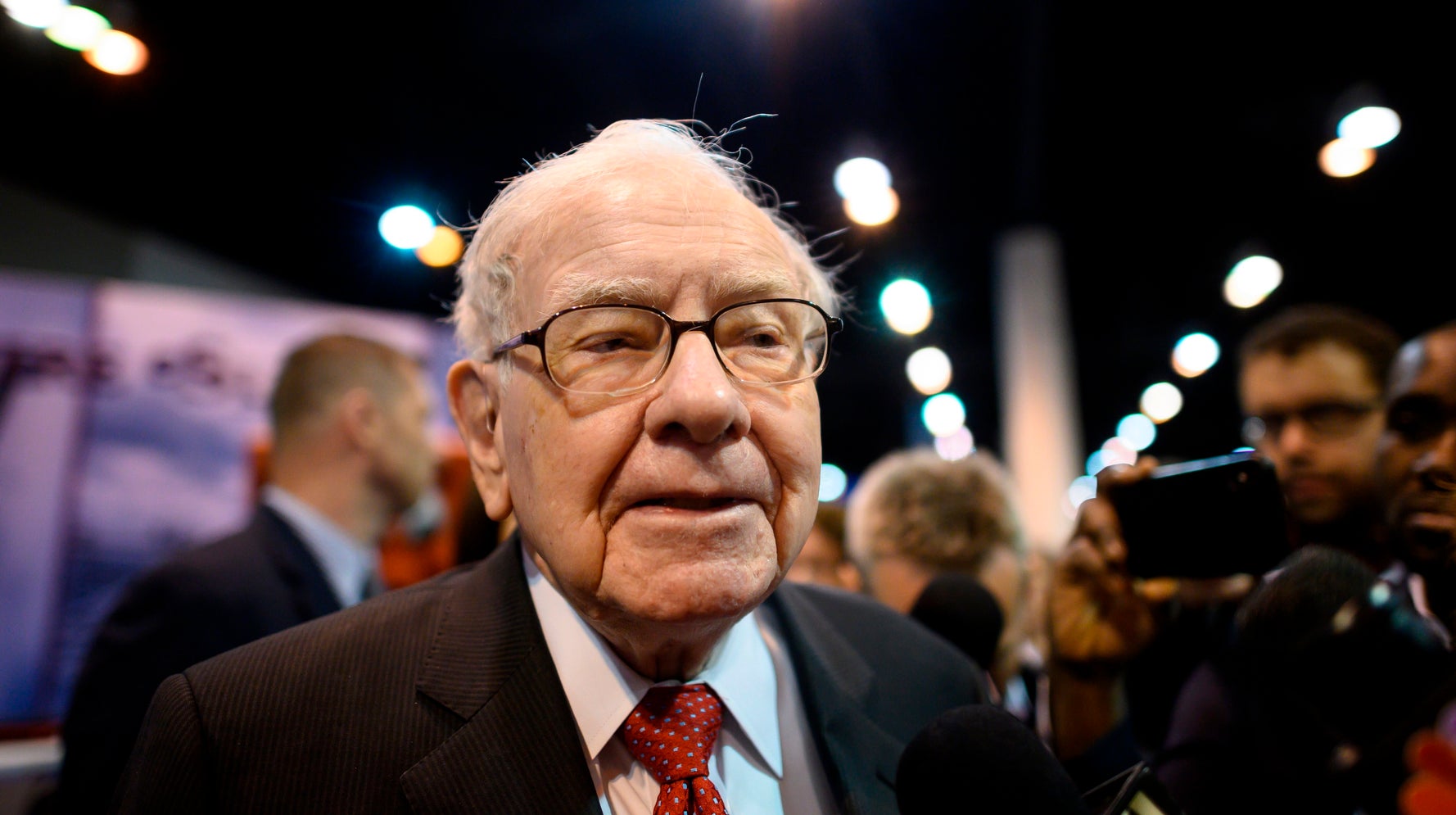 Warren Buffett Resigns From Gates Foundation