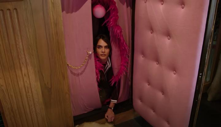Cara Delevingne, en su túnel.