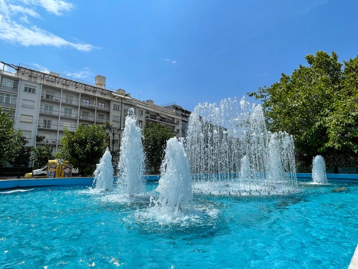 Το σιντριβάνι στην πλατεία Μαβίλη