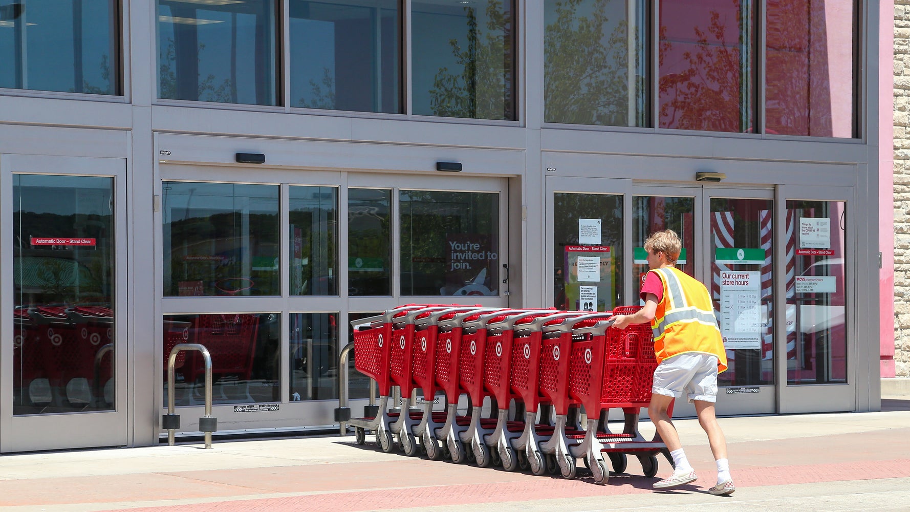 U.S. Economy Grew Solid 6.4 Percent In First Quarter