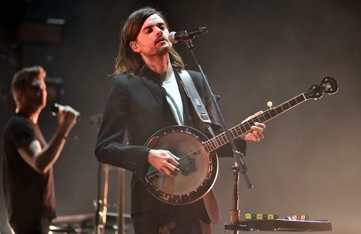 Winston Marshall performing in 2020