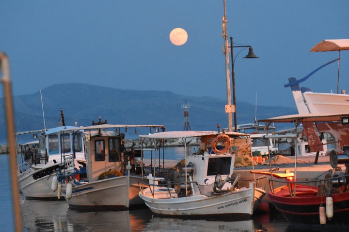 Ονειρική πανσέληνος στο Ναύπλιο