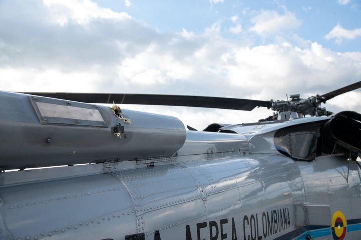 Disparos sobre el fuselaje del helicóptero de Iván Duque, presidente de Colombia.