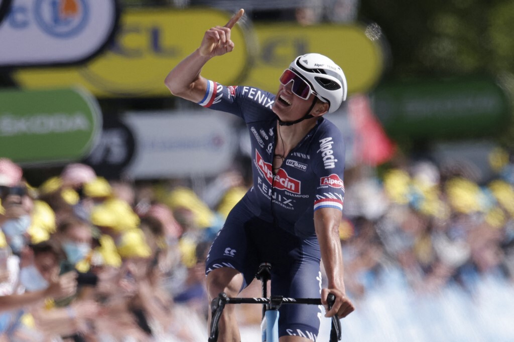 Mathieu van der Poel, le petit-fils de Poulidor, prend le maillot jaune