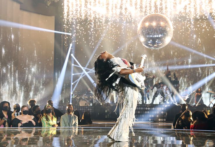 H.E.R. performs onstage at the BET Awards 2021.