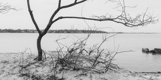 The beach at the Weinberg area of AA county park.