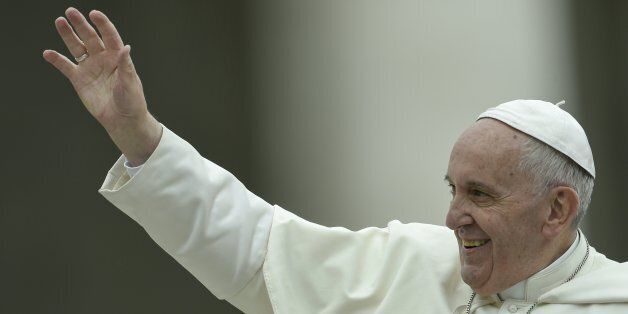Pope Francis waves to faithful at the end of his special Jubilee Audience at Saint Peter's Square at the Vatican on April 9, 2016. / AFP / ANDREAS SOLARO (Photo credit should read ANDREAS SOLARO/AFP/Getty Images)